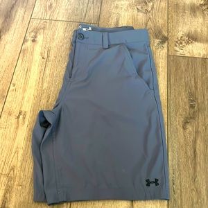 Men’s Under Armour headgear shorts